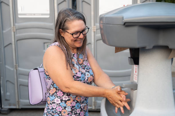 Best Portable toilet rental cost  in Coldstream, KY